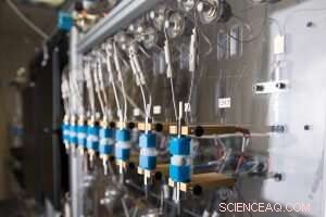 New Heavy-Metal‑Free Battery Design Promises Cleaner Energy Solutions