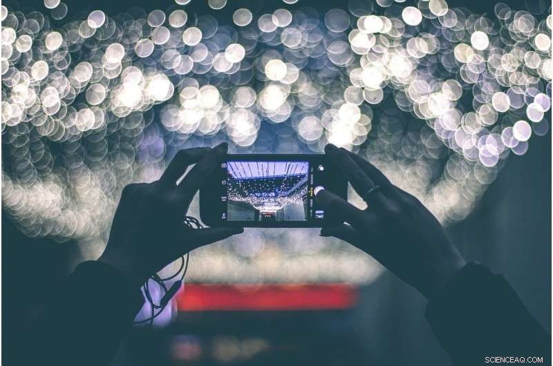 Flickr Reports Losses; CEO Don MacAskill Appeals to Users for Financial Support