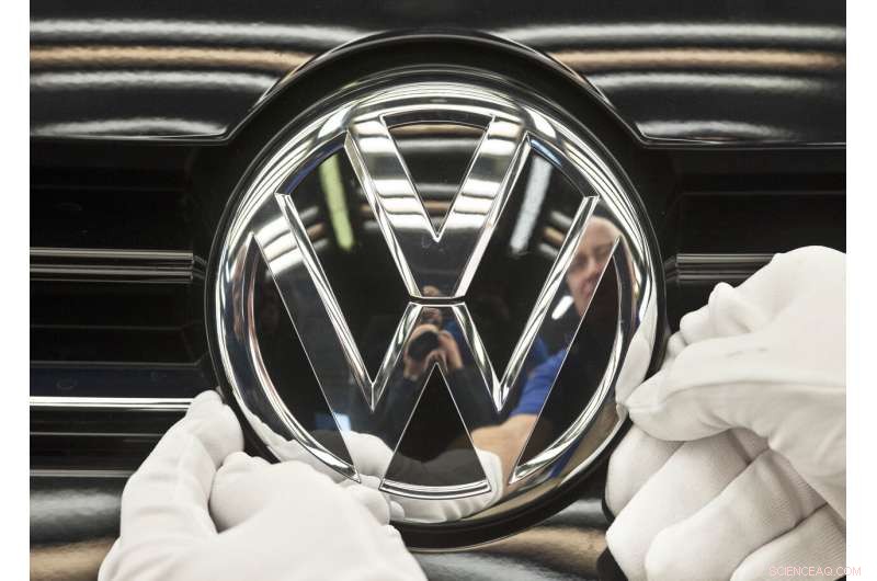 Volkswagen Boosts Electric Vehicle Production Forecast to 1 Million Units Annually