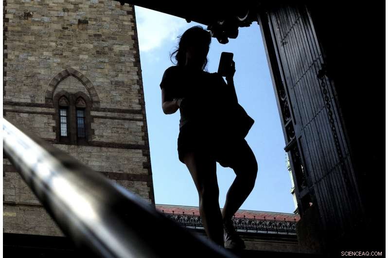 Trump Approves Bill to Cut Robocalls, Though Full Elimination Remains Uncertain