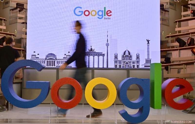 Former Google Executive Calls for Stricter Regulation of Tech Giants