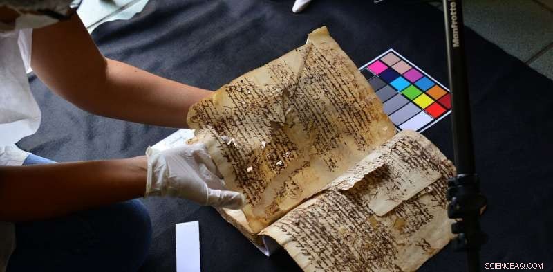 Preserving History: Creating a Digital Archive for Decaying Paper Documents