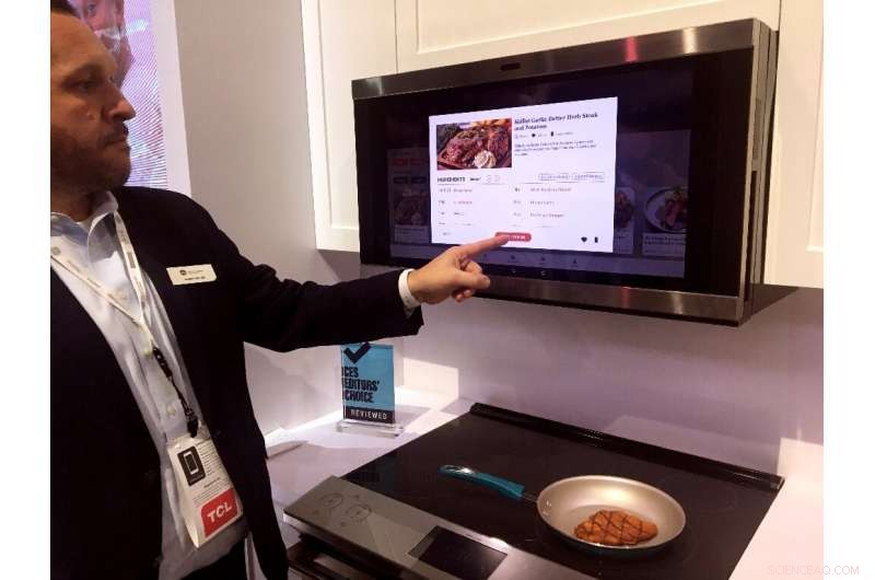 Revolutionizing Meal Planning: AI-Powered Smart Hub Captivates CES