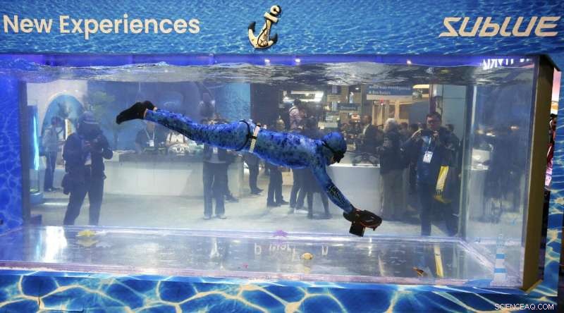 CES 2020: Pizza‑Making Robots & Innovative Underwater Scooters Take Center Stage