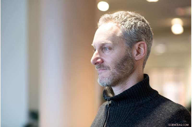 Scientists Build First Living Robots Using Living Cells