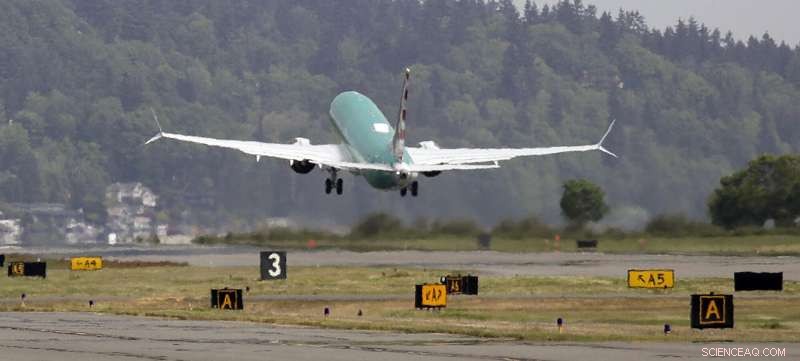 U.S. Aircraft Approval Process Rated Effective and Safe by Industry Group