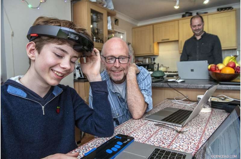 AI Empowers the Blind to Recognize Familiar Faces in Any Room