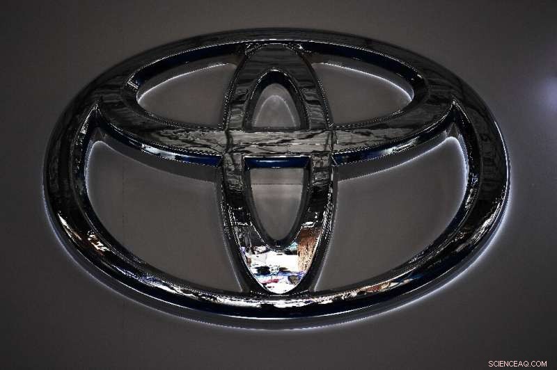 Toyota Extends China Factory Shutdown to Feb 16 Amid COVID-19
