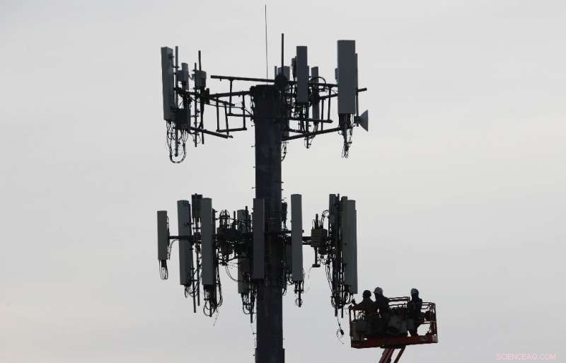 France Chooses Not to Ban Huawei, but May Restrict Its Use in 5G Networks