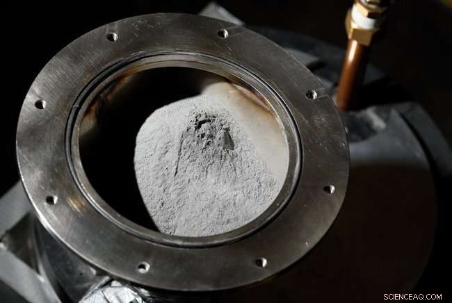 Iron Powder: The Next-Generation Battery Powering a Cleaner Future