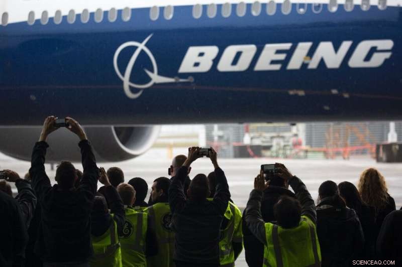 Boeing Tightens Spending Amid 737 MAX and COVID-19 Challenges
