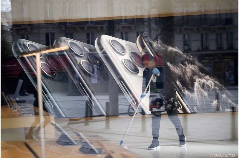 France Imposes $1.2 Billion Fine on Apple for Antitrust Violations