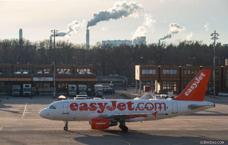 Global Airlines Cut Flights Amid Rising Coronavirus Threat