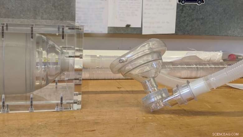 Scientists unveil fast-deploy ventilator prototype