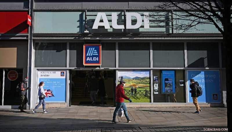 UK Volunteers Harness Social Media to Deliver Essential Support During COVID-19