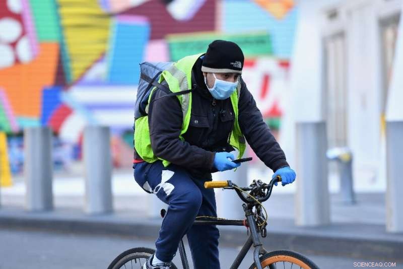 Amazon Employees Protest for Safer Conditions After COVID-19 Positive Test