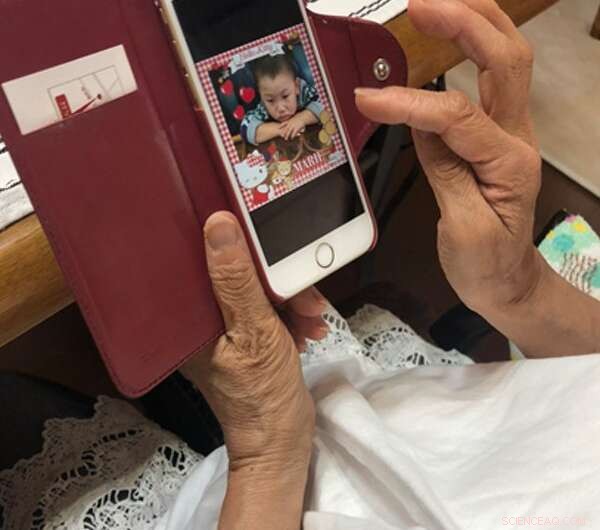 Digital Tools That Keep Seniors Connected During Isolation
