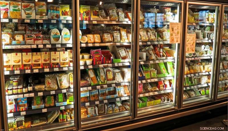 Student-Developed Inventory Tracker Keeps Shoppers Ahead of Stockouts During Pandemic