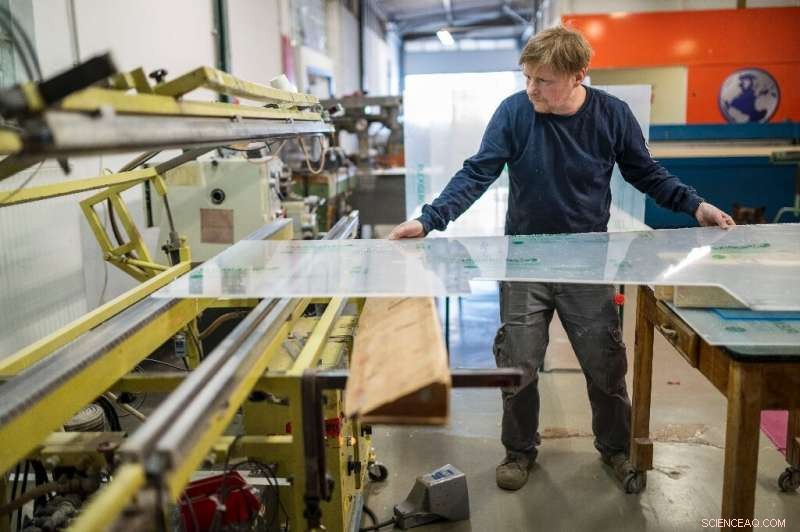 Germany’s Leading Plexiglass Company Produces Trusted Virus Shields