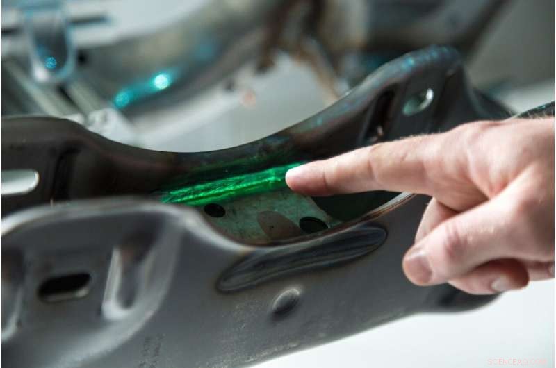 Seamless Human‑Robot Collaboration for Enhanced Efficiency