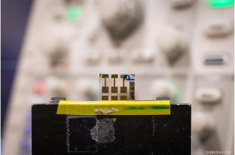 Compact All-in-One Optical Transmitter/Receiver Developed by Linköping University and Chinese Partners