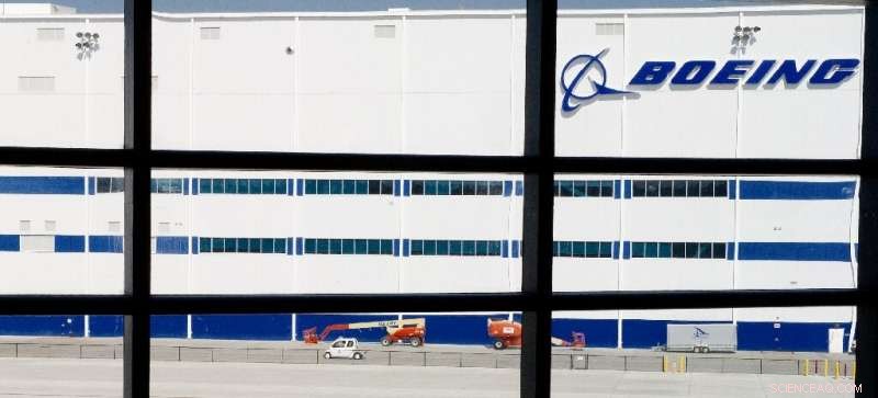 Boeing Suspends 787 Dreamliner Production at Final U.S. Plant
