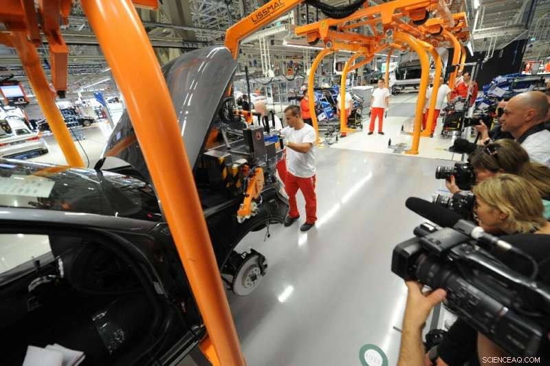 Audi Hungary Resumes Production After Three-Week COVID‑Induced Halt