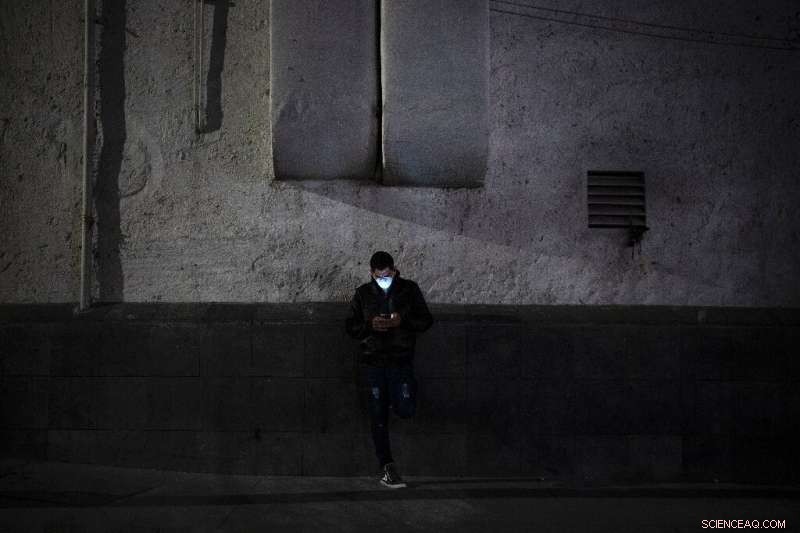 Apple s Mobility Data Reveals How COVID-19 Drastically Reduced Movement