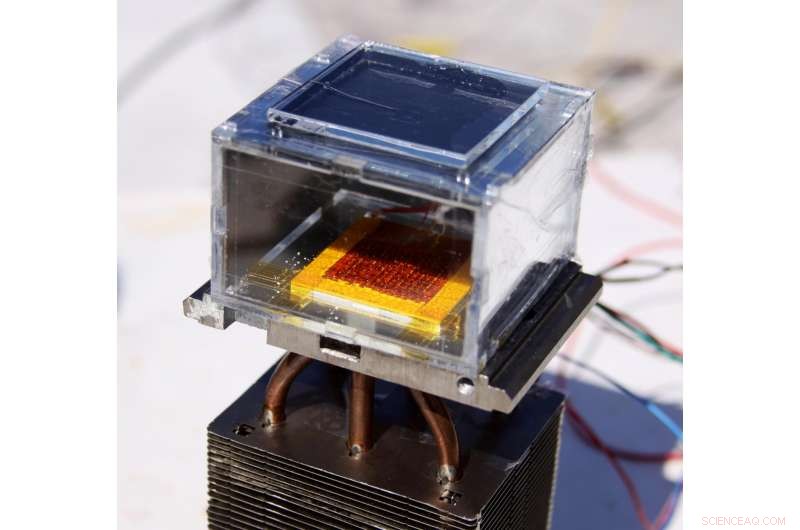 Solar-Powered Device Harvests Water from Dry Air