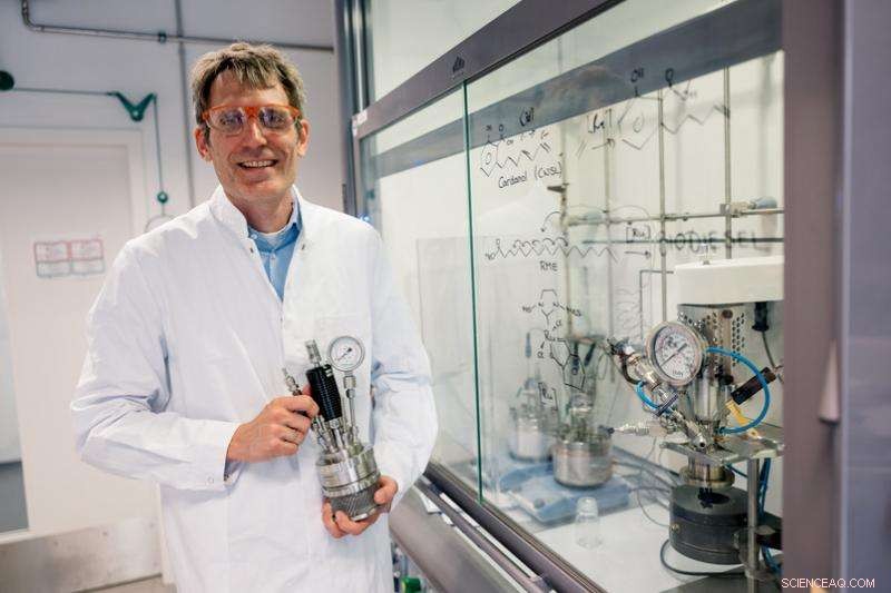 Scientists Develop Biofuel Compatible with Standard Diesel Engines