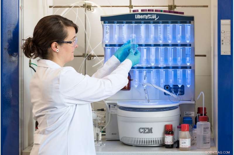 Time‑Controlled Supramolecular Materials: On‑Demand Disintegration