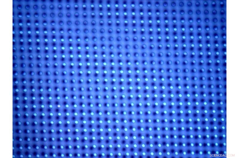 Researchers unveil innovative de‑icing technique for surfaces