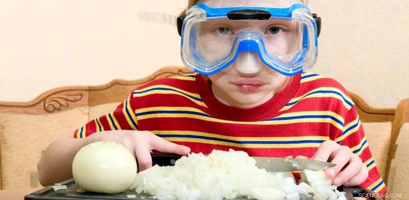 The Science Behind Why Onions Make Us Cry (And Why Some Don’t)