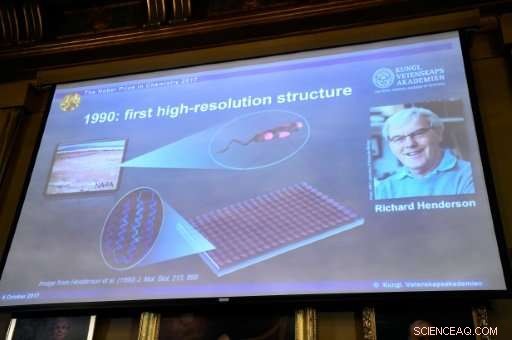 Flash-Frozen Images Unlock the Secrets of the Molecular World