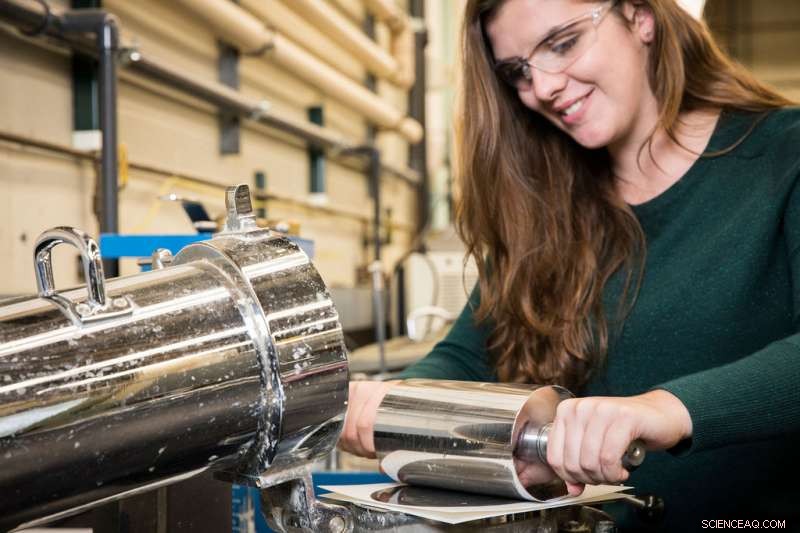 Advanced Smart Paper Conducts Electricity and Detects Moisture for Innovative Applications