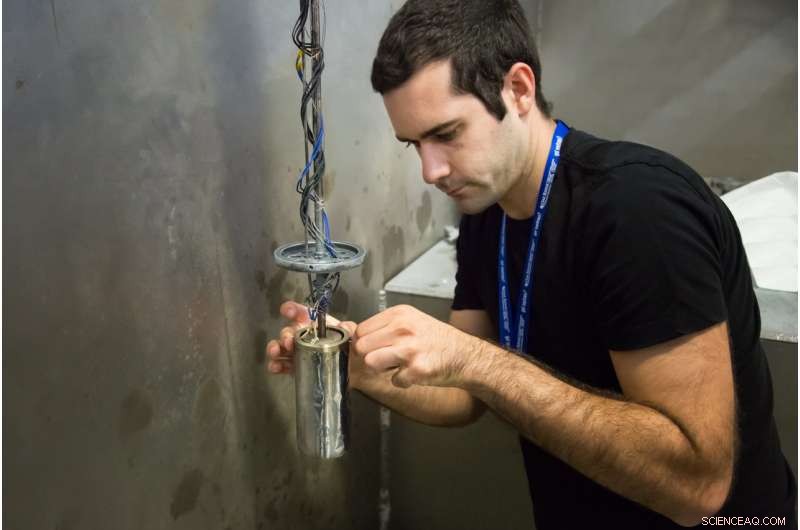 Neutron Imaging Reveals How Salt‑Inclusion Materials Enhance Long‑Term Nuclear Waste Storage