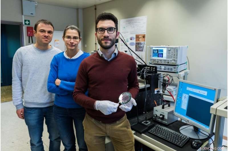 Vanadium Dioxide: Revolutionizing Aerospace and Neuromorphic Computing