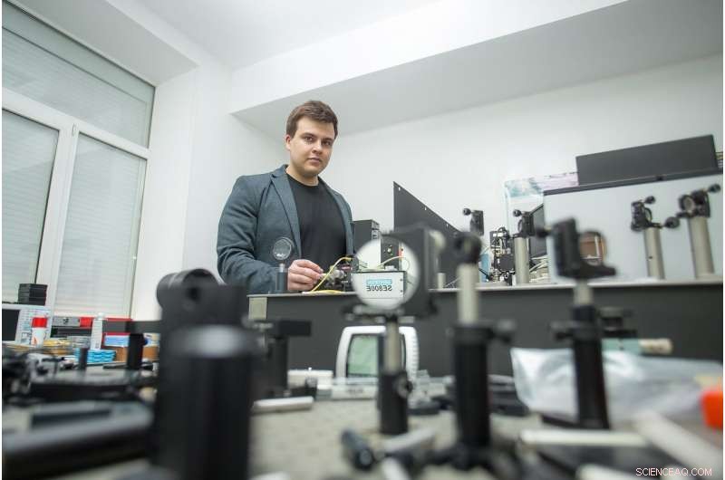 World‑First Copper‑Graphene Oxide Biosensor Chips Delivered by MIPT Researchers