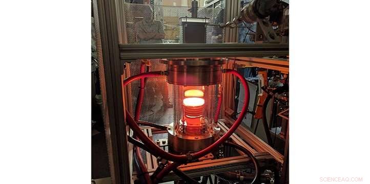 Growing Crystalline Aluminum Nitride on Ultra-High Temperature Surfaces