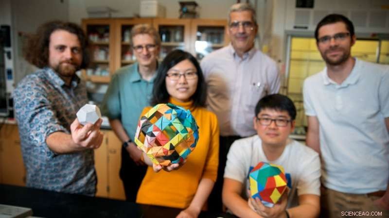 Groundbreaking Collaboration Reveals 12‑Sided Silica Cages