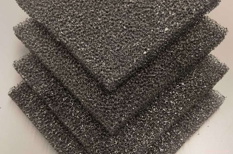 Innovative Wood‑Metal Hybrid Promises Ultra‑Light Construction