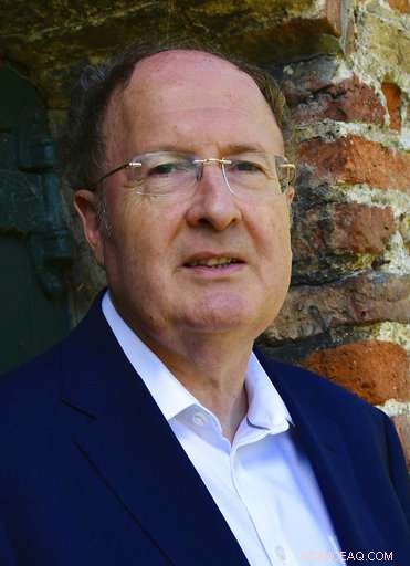 Chemistry Nobel Awarded for Evolutionary Design of Novel Proteins