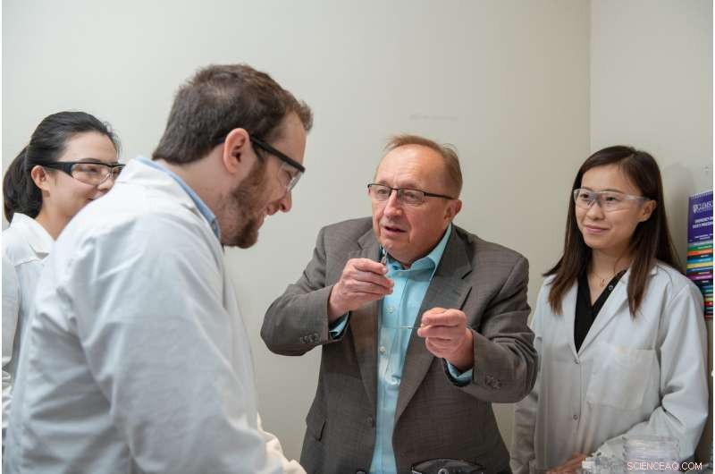 Skin‑Like Self‑Healing Polymer Nearing Industrial‑Scale Production