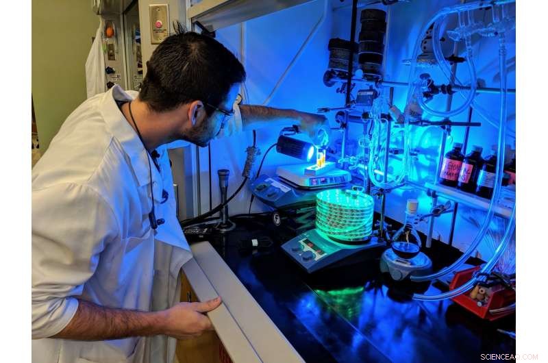 Revolutionary Method for Crafting Drug‑Development Molecules