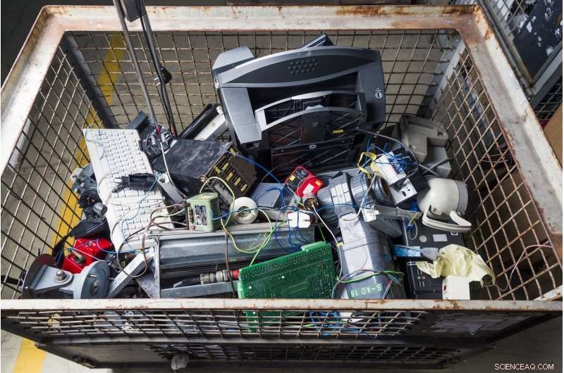 Revolutionary Adhesive Boosts Electronic Recycling Efficiency