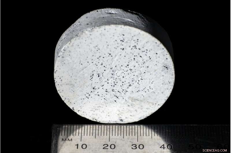 University of Melbourne Unveils Lightweight, Fire‑Resistant Cladding Made from Electrical Cable Waste