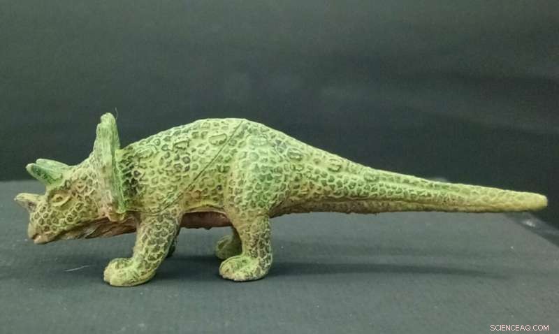 Structural Colors Without Iridescence: Durable, Fade-Resistant Pigments