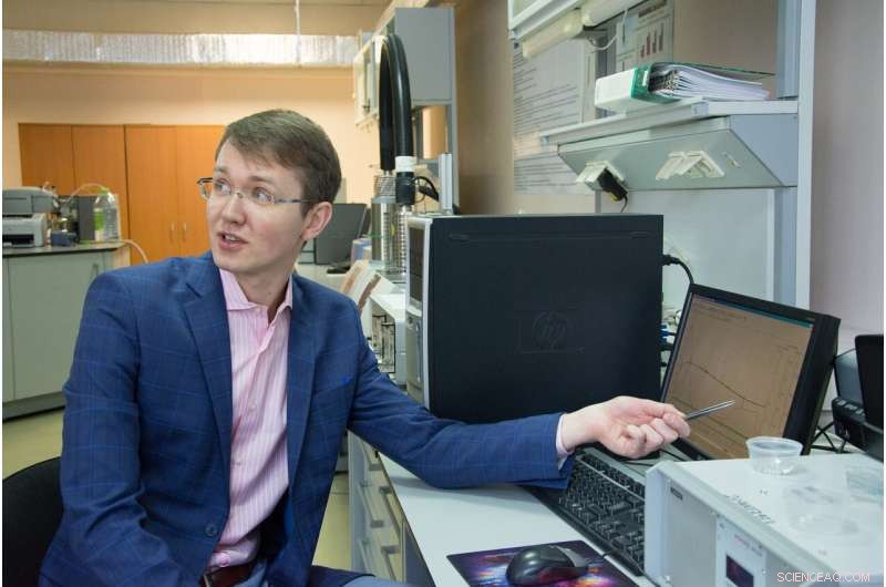 Scientists Explore Hybrid Materials of Living and Inorganic Components