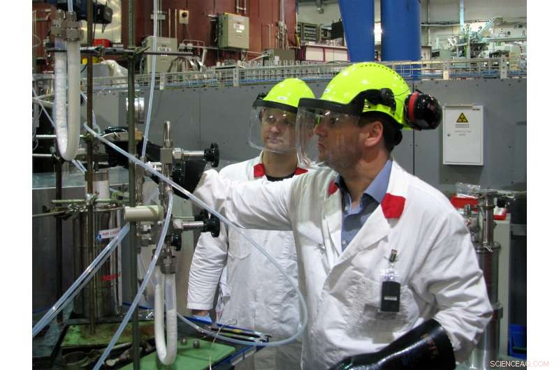 Neutron Investigations Resolve Long-Standing Debate on Fluorine s Atomic Structure