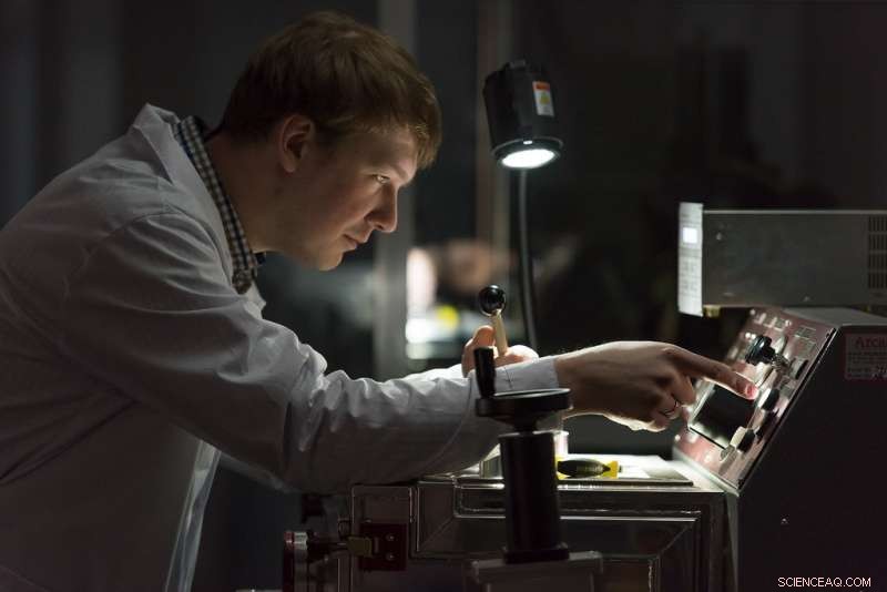 New Low‑Cost, Energy‑Efficient Materials Developed by Leading Scientists